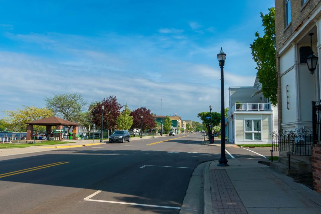 Pentwater, MI - May 20, 2022: Street view of a small Midwest resort town.